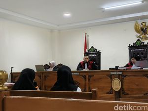 2 Terdakwa Pembeli-Pengedar Uang Palsu Jalani Sidang Putusan Hari Ini