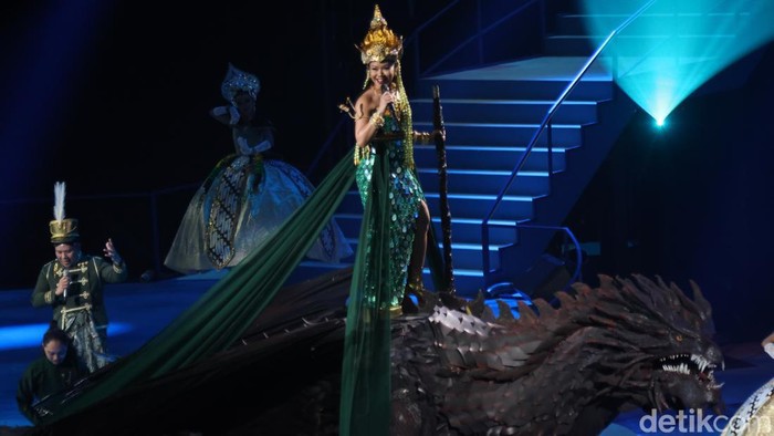 Pagelaran Sabang Merauke 2025 yang mengusung tema “Hikayat Nusantara” berlangsung megah di Indonesia Arena, Senayan, Jakarta, Jumat (22/8/2025).
