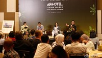 Hotel butik ini menghadirkan nuansa berbeda dengan memadukan sentuhan seni kontemporer, desain modern, dan gaya hidup kekinian.
