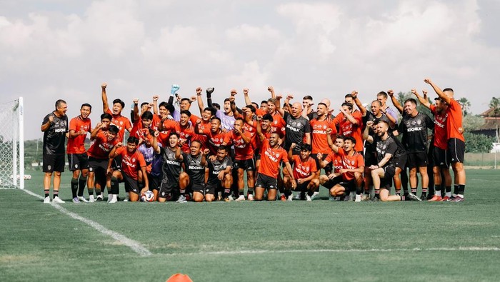 Bali United saat melakukan persiapan di Bali United Training Center jelang menghadapi Persebaya Surabaya dalam pekan ketiga Super League 2025/2025. (Bali United)