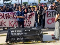 Mahasiswa UIN Walisongo Semarang Demo UKT Naik-Wajib Bayar Mahad Rp 4 Juta