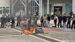 Demo Mahasiswa UIN Semarang Tolak UKT Naik-Wajib Bayar Mahad Rp 4 Juta