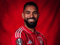 Douglas Luiz Gabung Nottingham Forest