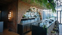  Khusus masa periode pembukaan, ARTOTEL Living World Kota Wisata - Cibubur menghadirkan promo menginap spesial yang berlaku mulai dari 21 Agustus hingga 30 September 2025. Nikmati harga menginap Rp 850 ribu saja, ujar Eduard.