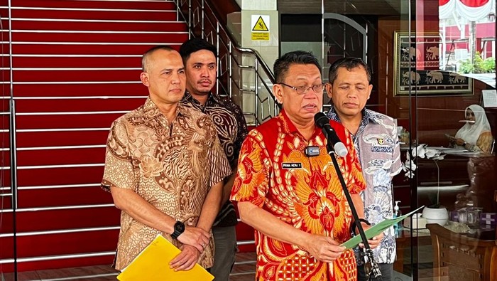 Kepala Rumah Sakit (Karumkit) Bhayangkara Tingkat I Pusdokkes Polri, Brigjen dr Prima Heru beberkan hasil autopsi kacab yang tewas usai diculik, Jumat (22/8/2025)