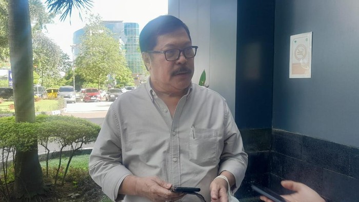 Ketua Tim Kuasa Hukum H Alim, Jan S Maringka.
