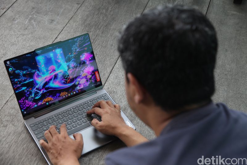 Lenovo Yoga 9i 2-in-1 Aura Edition