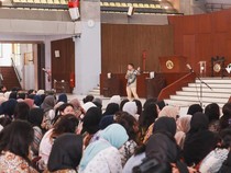 Ribuan Mahasiswa Baru UI Diajak Peduli Sampah dan Pengelolaan Berkelanjutan