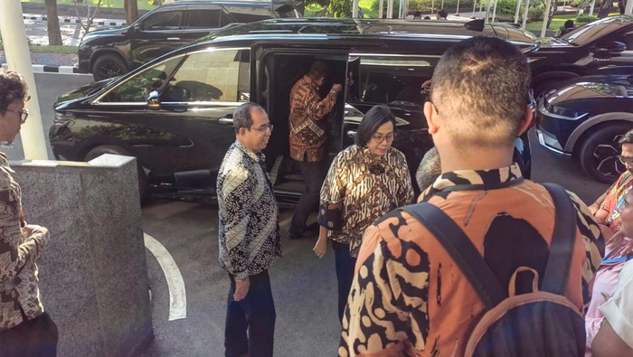 Menteri Keuangan Sri Mulyani Indrawati di DPR