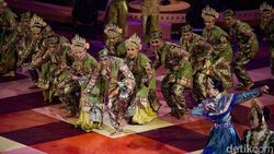 Panggung Megah di Pagelaran Sabang Merauke 2025