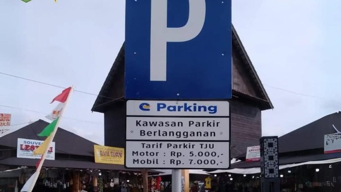 Parkir berlangganan di Samarinda.