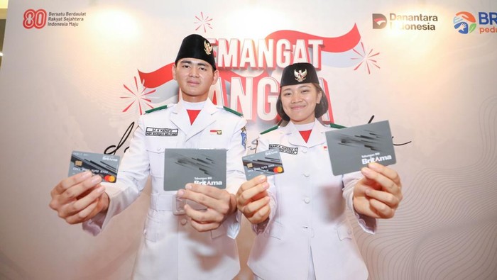 Paskibraka menunjukkan bantuan dari BRI beberapa waktu lalu.