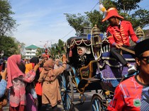 Kirab Budaya dan Grebeg Gunungan Meriahkan Hari Jadi Ke-396 Kebumen