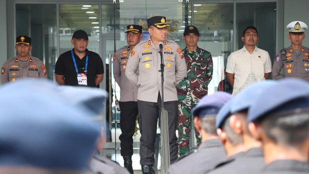 Pengamanan laga Arema FC Vs Bhayangkara Presisi