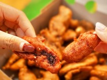 Pisang Goreng Madu Jadi Camilan Favorit Warga Medan, Teman Terbaik Ngopi