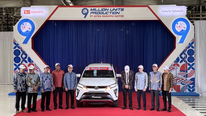 Produksi 9 juta unit mobil Daihatsu