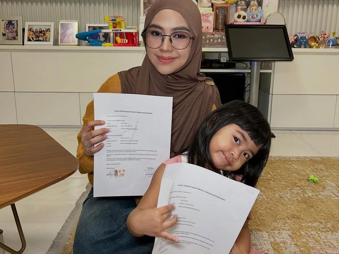 Ria Ricis berikan Moana kos-kosan 8 pintu.