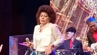 Rita Nasution tergabung dalam Nasution Sisters yang dibentuk bersama adiknya, penyanyi Diana Nasution dan terkenal pada era 1970-an. Ia juga pemandu acara Cipta Pesona Bintang di RCTI. Foto: dok instagram Rita Nasution