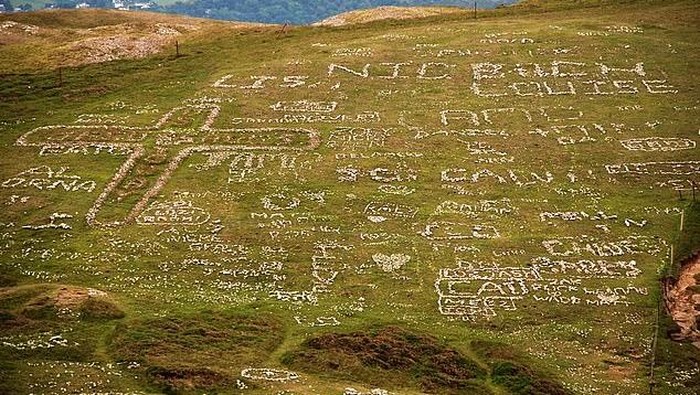Salib di Bukit Great Orme, Llandudno, Wales Utara