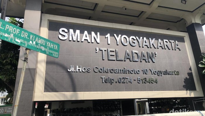 Kala Menu MBG Bikin Separuh Murid SMAN 1 Jogja Keracunan