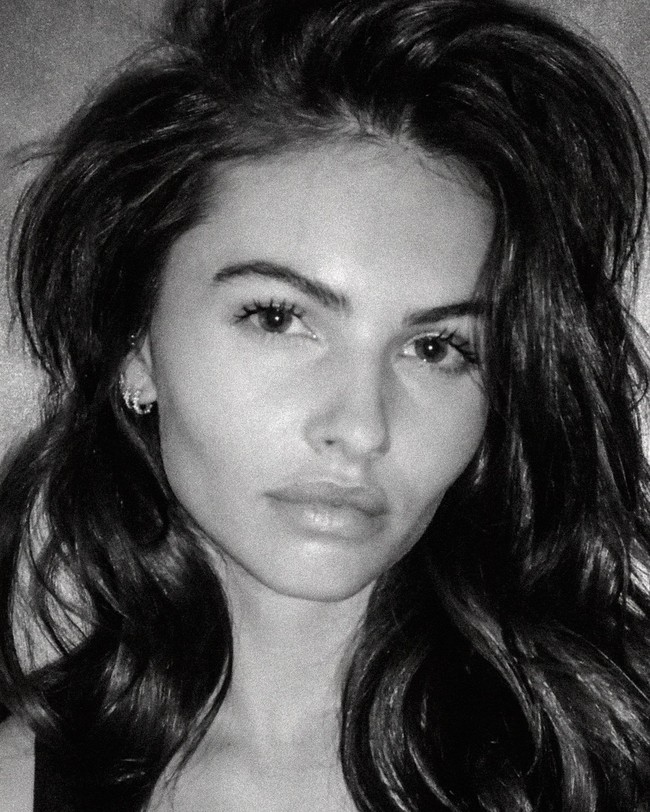 Tak hanya menjadi model, Thylane disebut juga melebarkan sayap sebagai pebisnis dengan meluncurkan lini pakaian Heaven May Clothing dan merek kecantikan dan perawatan rambut Enalyht. Foto: Instagram Thylane Blondeau