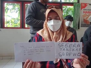 Warga Pati Ramai-ramai Surati KPK Desak Bupati Sudewo Jadi Tersangka
