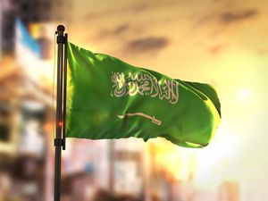 Apa Saja yang Bisa Membuat Seseorang Ditolak Masuk Arab Saudi?