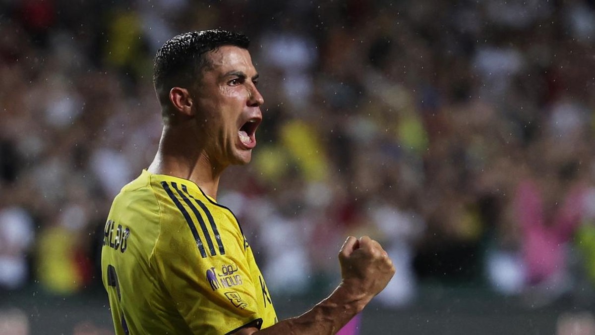 Cristiano Ronaldo punya kekayaan Rp 23,2 triliun! (Foto: REUTERS/Tyrone Siu)