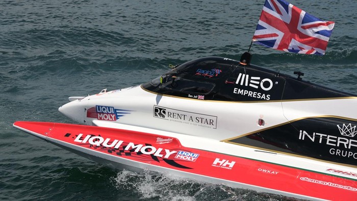F1 Powerboat di Danau Toba