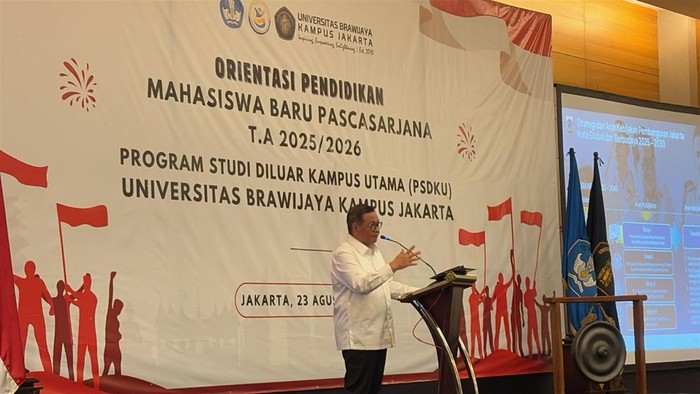 Gubernur DKI Jakarta Pramono Anung di orientasi mahasiswa pascasarjana Universitas Brawijaya (UB) Jakarta.