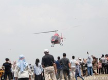 Melihat Pameran Helikopter di Cengkareng Heliport