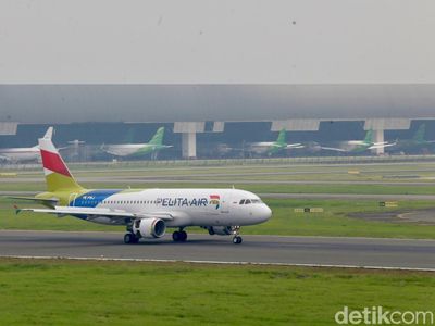 Industri Penerbangan Semester I 2025: Domestik Melemah, Kargo dan Internasional Tumbuh
