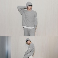 Pemilik nama asli Kim Seokjin itu menuai pujian karena dapat membuat pemotretan brand ini terlihat mewah. Foto: dok. Instagram @aloseoul