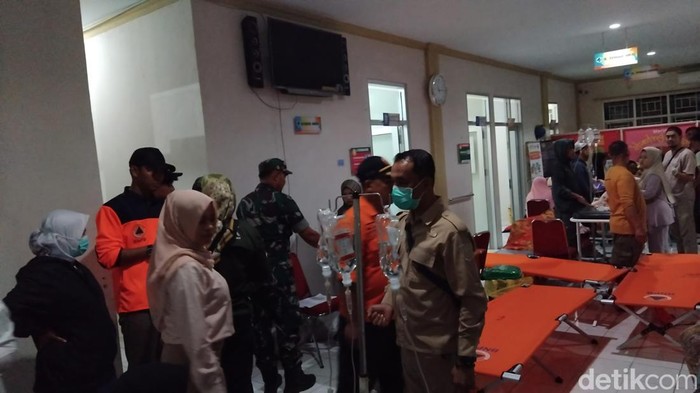 Korban keracunan di Kabandungan bertambah