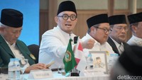 Hal itu ditegaskan Pemerhati Politik Pertahanan sekaligus Juru Bicara Presiden Prabowo, Dahnil Anzar Simanjuntak, saat menjadi pembicara dalam Sekolah Virtual Kebangsaan (SVK) yang digelar DPP LDII di Grand Ballroom Minhajurrosyidin, Jakarta, Sabtu (23/8/2025).
