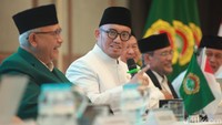 Lebih jauh, ia mendorong pesantren-pesantren LDII agar tidak hanya fokus pada pengajaran agama, melainkan juga berkembang menjadi pusat riset pangan, energi terbarukan, dan teknologi. Menurutnya, LDII memiliki posisi unik dalam lanskap ormas Islam Indonesia karena konsisten memadukan Islam dengan nilai-nilai kebangsaan.