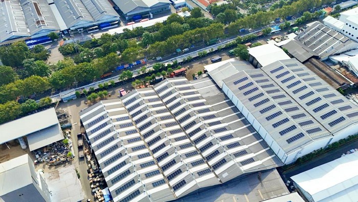 PT Avia Avian Tbk (Avian Brands)  bersama SUN Energy memperluas pemanfaatan energi surya di dua pabrik utama yaitu di Serang, Banten dan Sidoarjo, Jawa Timur, dengan total kapasitas yang diperkirakan mampu menghasilkan energi hijau sebesar 873.000 kWh per tahun.