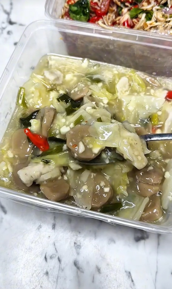 Pinkan Mambo Pinkan Mambo jualan kangkung hingga capcay Rp 150.000