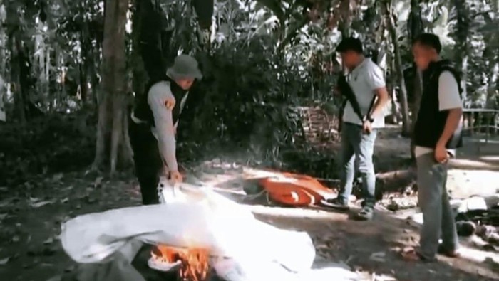 Polisi sita barang bukti djudi sabung ayam di Tanjung Lubuk, OKI