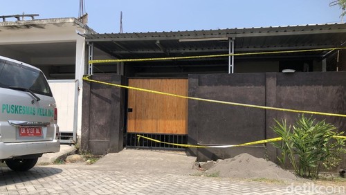 Rumah di Perumahan Perembun Asri, Kecamatan Labuapi, Lombok Barat, lokasi korban dicor, Sabtu (23/8/2025).