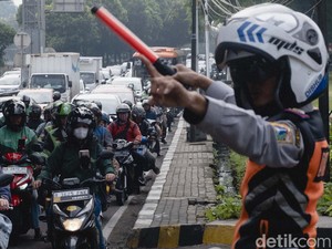 Penjelasan Pramono soal Trotoar Dipakai Urai Kemacetan TB Simatupang