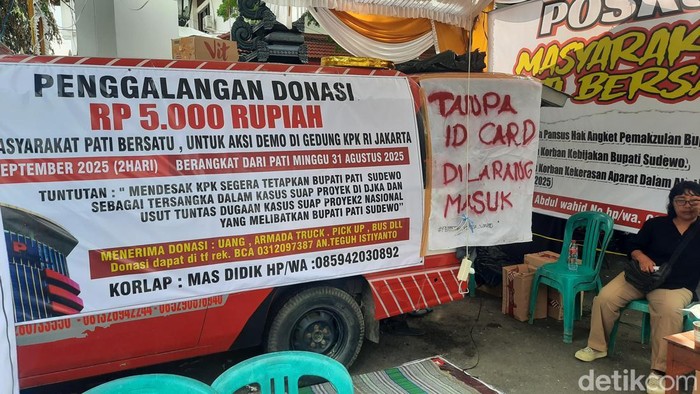 Suasana di pokso aliansi Masyarakat Pati Bersatu, Sabtu (23/8/2025).