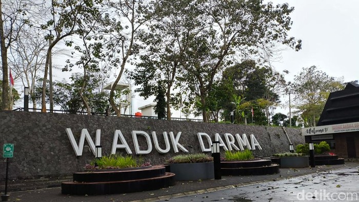 Suasana Waduk Darma Kuningan. Suasana Waduk Darma Kuningan.