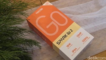 Inilah kotak kemasan Tecno Spark Go 2. Foto: Adi Fida Rahman/detikINET