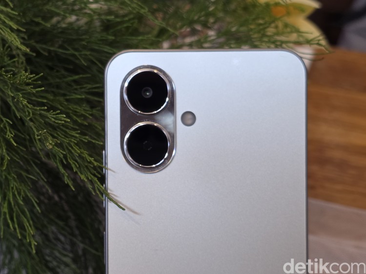Tecno Spark Go 2