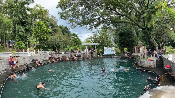 Umbul Besuki, salah satu tempat wisata di Klaten yang lagi hits dengan rating tertinggi