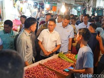 Didampingi Walkot Edi, Gibran Apresiasi Stabilitas Inflasi di Pontianak