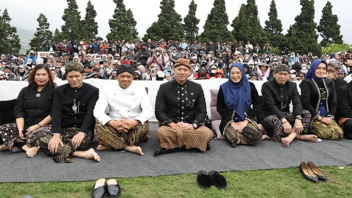 Berbgai macam aktiviitas AHY di Dieng, Wonosobo saat Cieng Culture Festival 2025 Berbgai macam aktiviitas AHY di Dieng, Wonosobo saat Cieng Culture Festival 2025