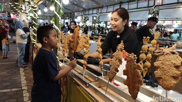 Es Longan khas Thailand yang bisa dicicipi di Sidoarjo