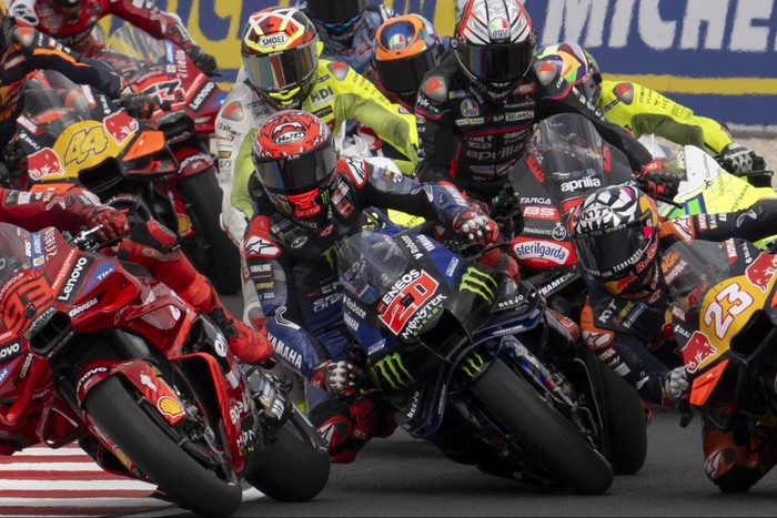 Fabio Quartararo terjatuh saat sprint race MotoGP Hungaria